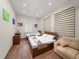 Economy Triple room with courtyard view