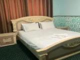 2 Bedrooms Suite with courtyard view