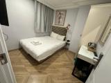 Small No Window Single room
