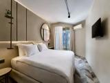Standard Double room with balcony and with partial sea view