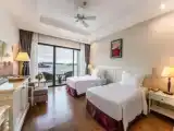 Deluxe VinWonders Park Access Twin room with ocean view