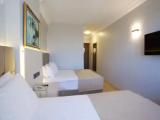 Economy Triple room