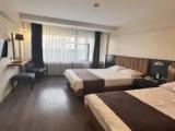 Superior Double room with city view