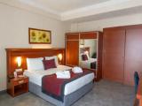 Standard room with land view