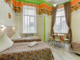 Comfort Oranges Quadruple room