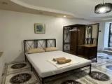 Superior Family room with courtyard view