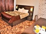 Standard Double room with city view