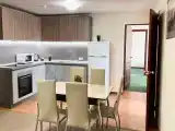 3 Bedrooms Apartment