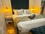 Deluxe Double room with city view