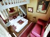 Deluxe Triple room with city view