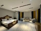 1 Bedroom Deluxe Suite