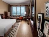 Scene Downtown View room