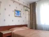 2 Bedrooms Family room with balcony