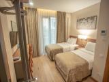 Standard Twin room with view