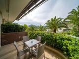 1 Bedroom Double Residence with garden view