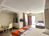 Standard Triple room with balcony