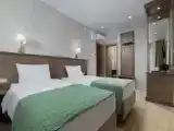 Standard Modern Twin room