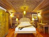 2 Bedrooms Sextuple Villa