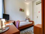 Standard room with city view