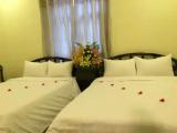 2 Bedrooms Standard Triple Family room