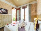 2 Bedrooms Standard Family room