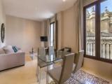 2 Bedrooms Apartment with city view