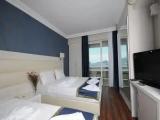 Standard room with land view