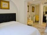 1 Bedroom Deluxe Double Apartment with garden view