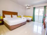 Standard Triple room with balcony