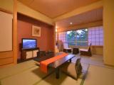 Japanese-style 12 tatami room