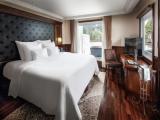 Suite with bay view