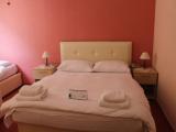 1 Bedroom Standard Double room with city view