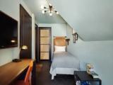 Shoebox Single room