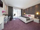 Superior Double room with balcony and with partial sea view