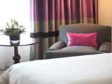 Junior Suite with city view