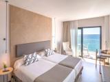 Deluxe room with partial sea view