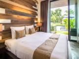 Deluxe Double room with pool view
