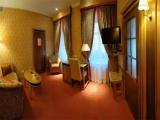 Luxury Suite