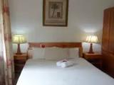3 Bedrooms Apartment