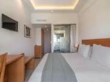 Standard room with pool view