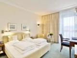 Standard Double room with lake view