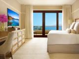Premier room