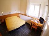 Standard Triple room with sunset view