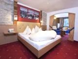 Junior Suite with balcony and with mountain view