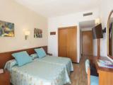 Standard Double room with partial sea view