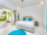 Bungalow with sea view