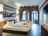 Superior Double room with pool view