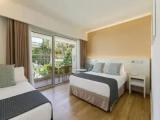 Sol Double room with pool view