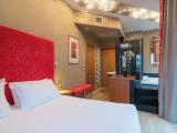 Alcove Double Suite