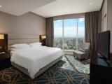 1 Bedroom Corner Double Suite with city view